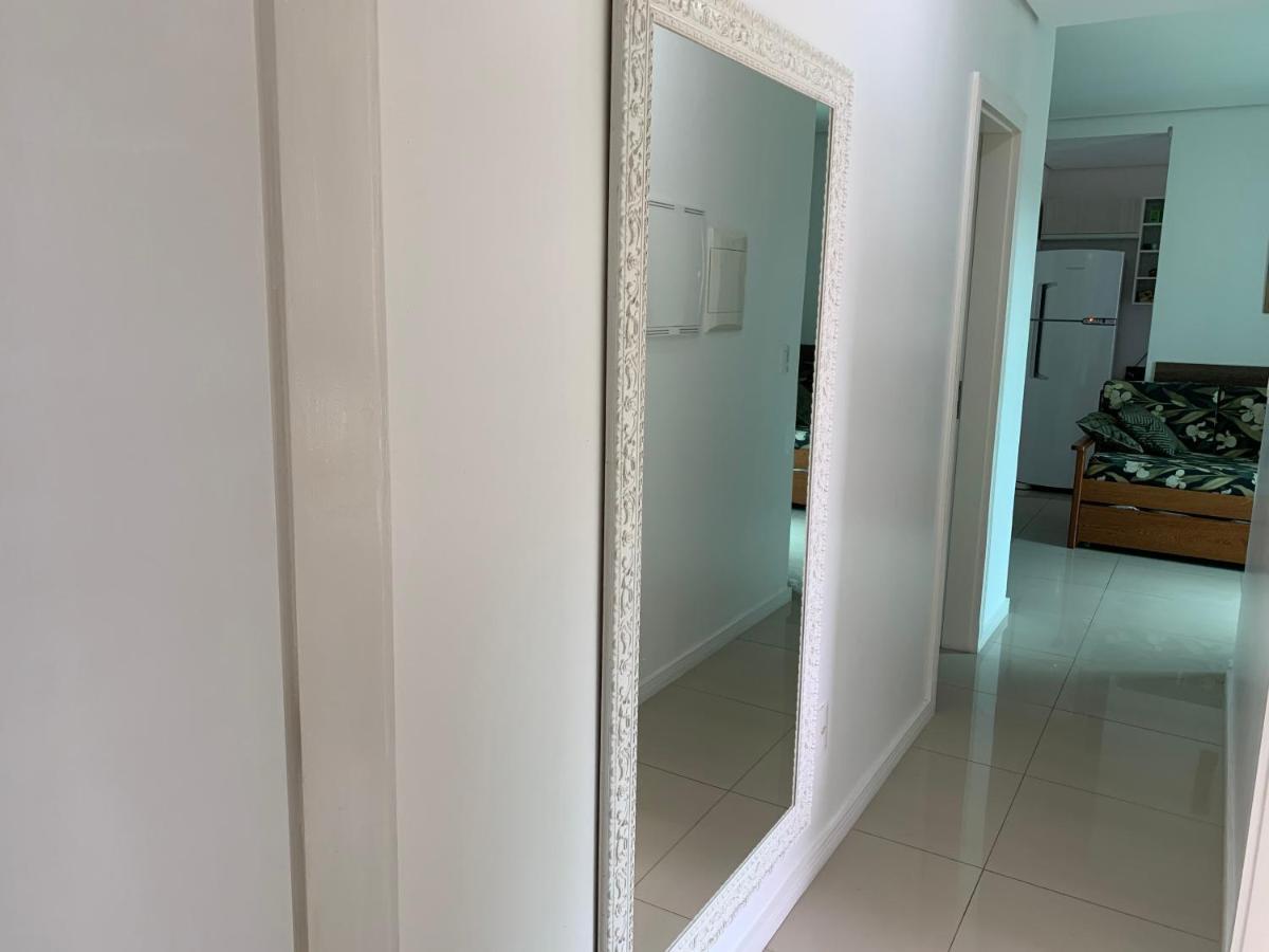 Lindo Apto, 50Metros Do Mar, Ideal Para Familias Florianópolis Eksteriør bilde